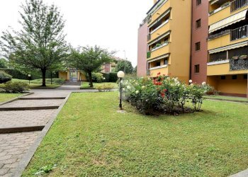 Two-room apartment Via Curiel, Rozzano - photo 21