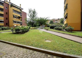 Two-room apartment Via Curiel, Rozzano - photo 23