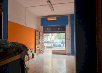 Foto 3 - Locale Commerciale Via Serradifalco
 
101/A, Palermo - foto 2
