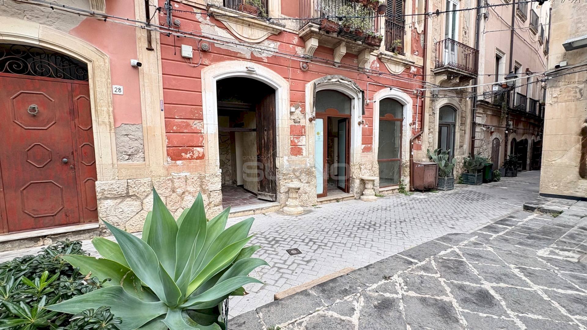 Foto 3 - Commercial Premises VIA DEL CONSIGLIO REGINALE
24, Siracusa - photo 3