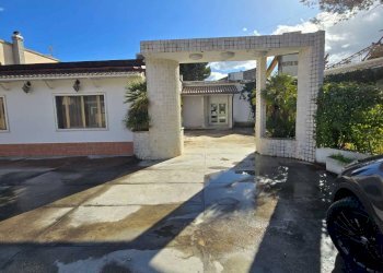 Foto 2 - Locale Commerciale Strada Provinciale  44, Rosciano - foto 2