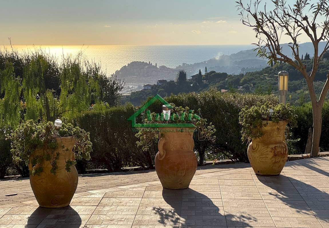 Foto 1 - Villa Zona Cascine, Imperia - foto 1