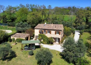 Foto 1 - Rustico Montecosaro - foto 1