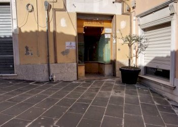 Foto 1 - Locale Commerciale via d'afflitto, Ariano Irpino - foto 1