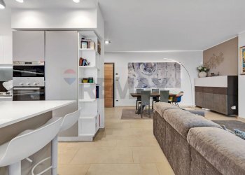 Sala da pranzo - Trilocale Via Bazzana Inferiore
 
4, Assago - foto 5