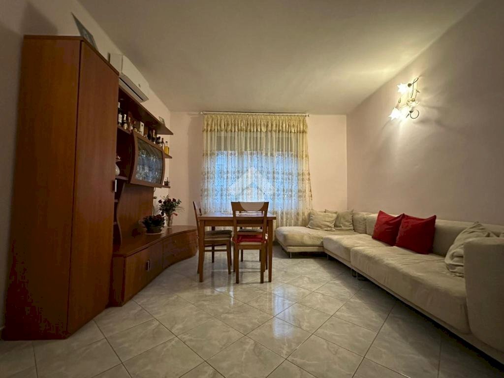 Three-room apartment Via Alcide de Gasperi, Trezzo sull'Adda - photo 2