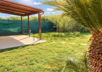 Giardino - Villa a Schiera Via Luigi Marinelli Giovene
 
5, Bari - foto 3