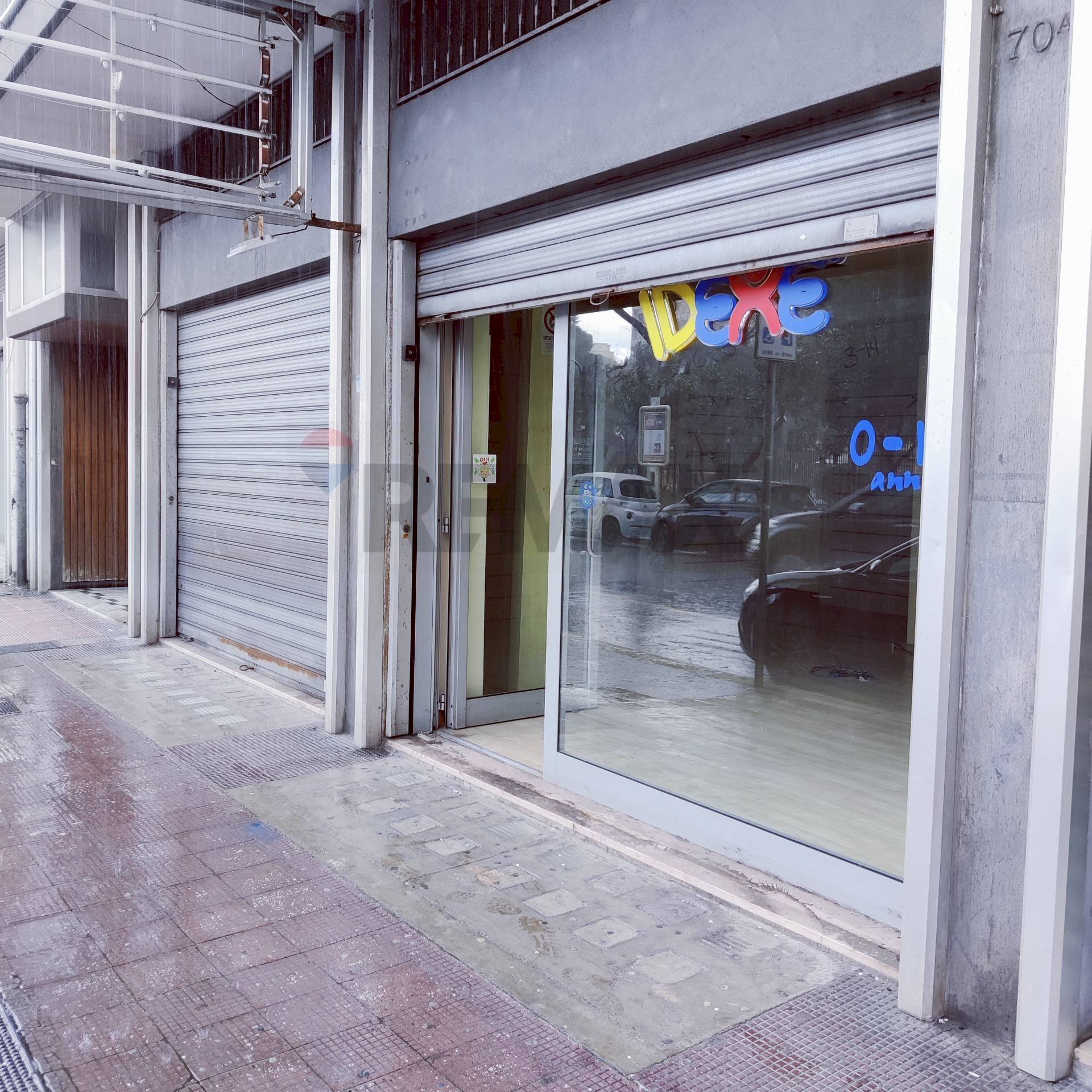 Parcheggio - Commercial Premises Piazza Giuseppe Garibaldi
 
70, Bari - photo 1