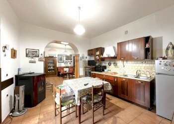 Cucina - Trilocale Via Breccia
 
9, Dragoni - foto 8