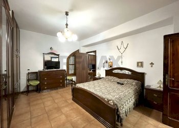 Camera / camera da letto - Trilocale Via Breccia
 
9, Dragoni - foto 11