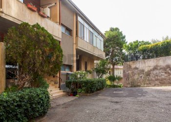 Casa all\'aperto - Quadrilocale Via Santa Sofia
 
38, Catania - foto 32