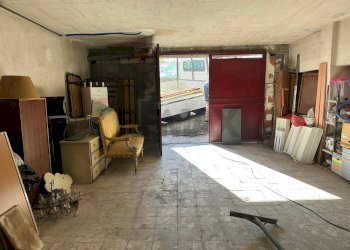 Parcheggio - Locale Commerciale Via Federico de Roberto
 
8, Gravina di Catania - foto 1