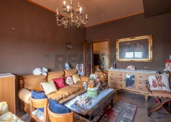 Soggiorno - Appartamento Viale Sicilia
 
25, Caltagirone - foto 14