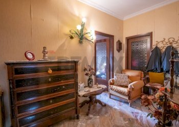 Soggiorno - Appartamento Viale Sicilia
 
25, Caltagirone - foto 35