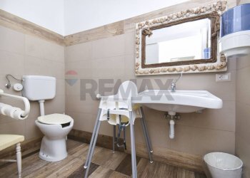 Bagno - Bar Tavola Calda - Fredda Lungomare Tysandros
 
76/D, Giardini-Naxos - foto 25