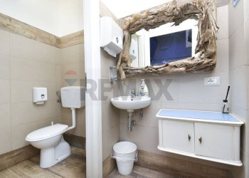 Bagno - Bar Tavola Calda - Fredda Lungomare Tysandros
 
76/D, Giardini-Naxos - foto 26