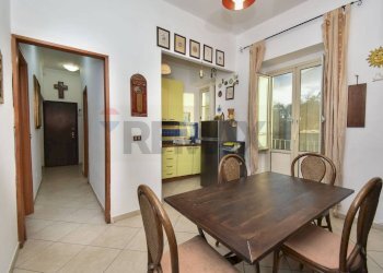 Sala da pranzo - Trilocale Via San Paolo
 
49, Catania - foto 13