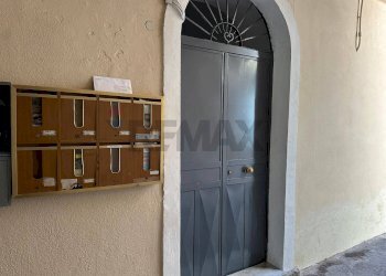 Dettagli - Quadrilocale Via Pozzo Canale
 
25, Catania - foto 17