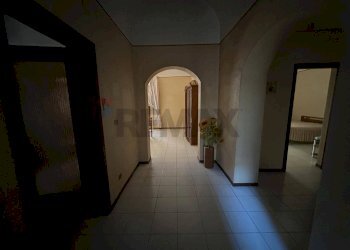 Hall / corridoio - Quadrilocale Via Pozzo Canale
 
25, Catania - foto 30