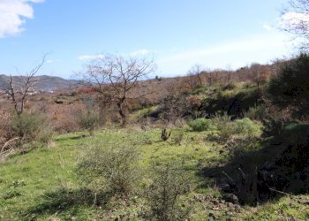 Vista delle montagne - Terreno edificabile Strada Regionale Mareneve
 
snc, Linguaglossa - foto 5