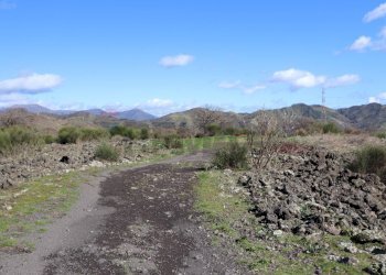 Vista delle montagne - Terreno edificabile Strada Regionale Mareneve
 
snc, Linguaglossa - foto 28