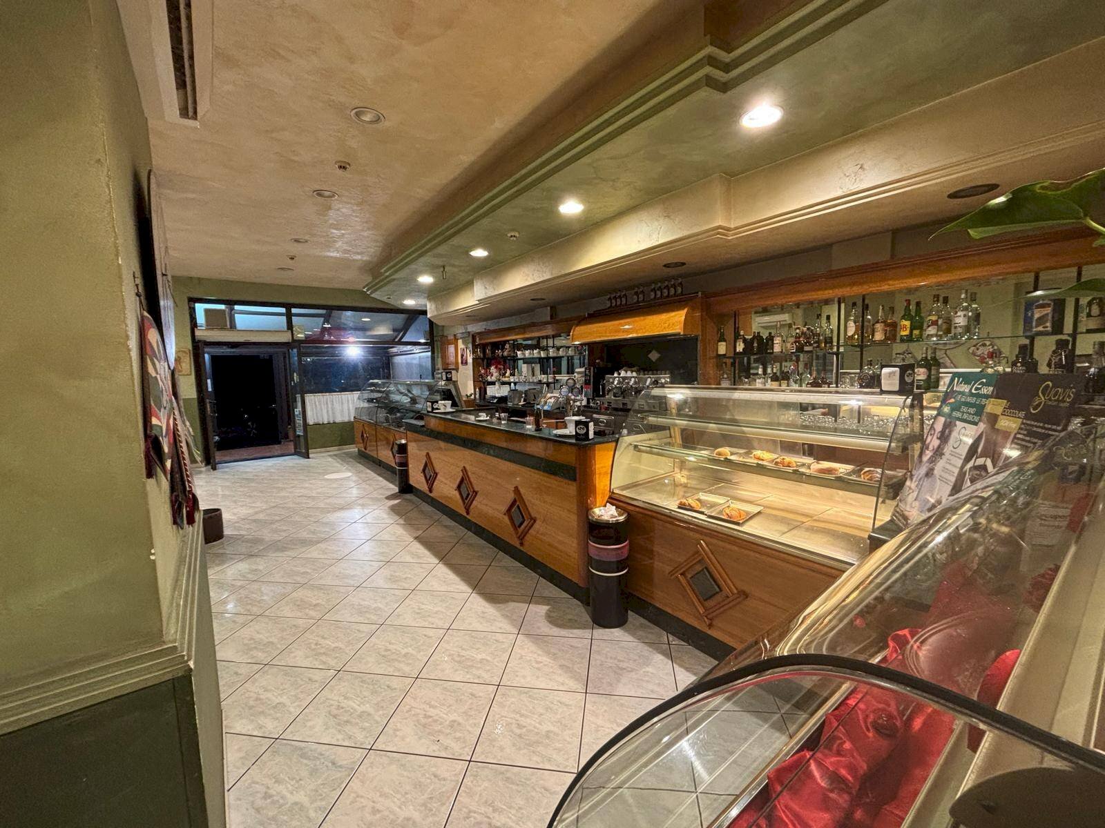 Cucina - Cafeteria - Cold Bar Via Casale dei Greci
 
21, Adrano - photo 1