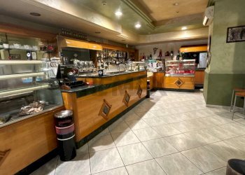 Cucina - Cafeteria - Cold Bar Via Casale dei Greci
 
21, Adrano - photo 19