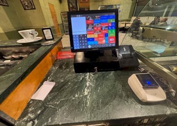 Dettagli - Cafeteria - Cold Bar Via Casale dei Greci
 
21, Adrano - photo 24