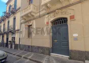 Edificio all\'aperto - Ufficio Via Paolo Vasta
 
141, Acireale - foto 2