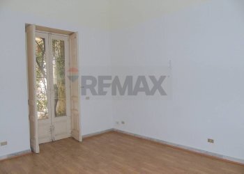 Stanza vuota - Ufficio Via Paolo Vasta
 
141, Acireale - foto 7