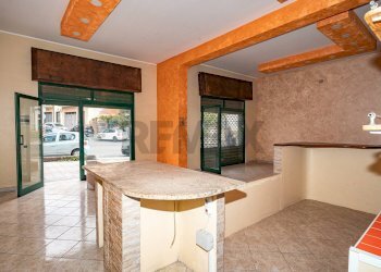 Cucina - Locale Commerciale Via Santa Maria di Licodia
 
47, Belpasso - foto 5