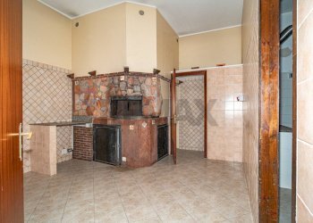 Cucina - Locale Commerciale Via Santa Maria di Licodia
 
47, Belpasso - foto 10