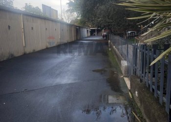 Non correlato - Box Via Ardizzone Gioeni
 
3, Catania - foto 3