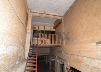 Scale - Laboratory Via Santa Maria Di Nuovaluce
 
62, Catania - photo 5