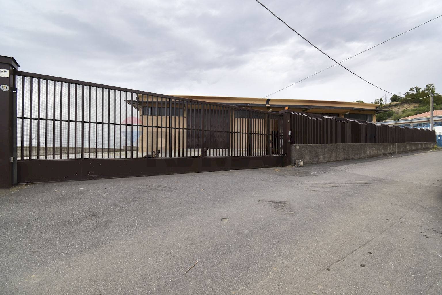 Casa all\'aperto - Commercial Premises Contrada Tiritì
1, Motta Sant'Anastasia - photo 2