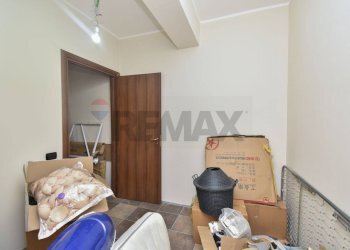 Camera / camera da letto - Commercial Premises Contrada Tiritì
1, Motta Sant'Anastasia - photo 18