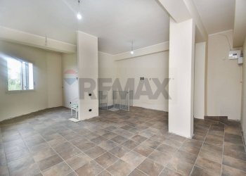 Stanza vuota - Commercial Premises Contrada Tiritì
1, Motta Sant'Anastasia - photo 21