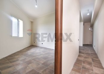 Stanza vuota - Commercial Premises Contrada Tiritì
1, Motta Sant'Anastasia - photo 33