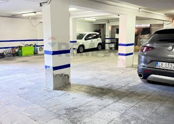 Parcheggio - Locale Commerciale Via Antonio Pacinotti
15/B, Catania - foto 2