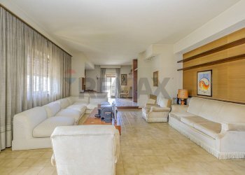 Soggiorno - Appartamento via nunzio Caudullo
 
1, Misterbianco - foto 51