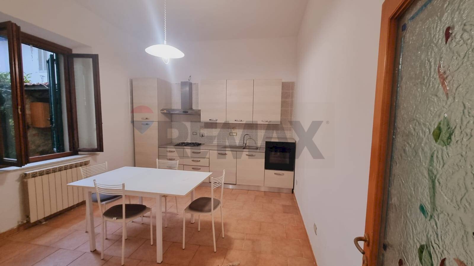 Cucina - Non-buildable land via martiri della libertà
 
10b, San Giovanni Valdarno - photo 1