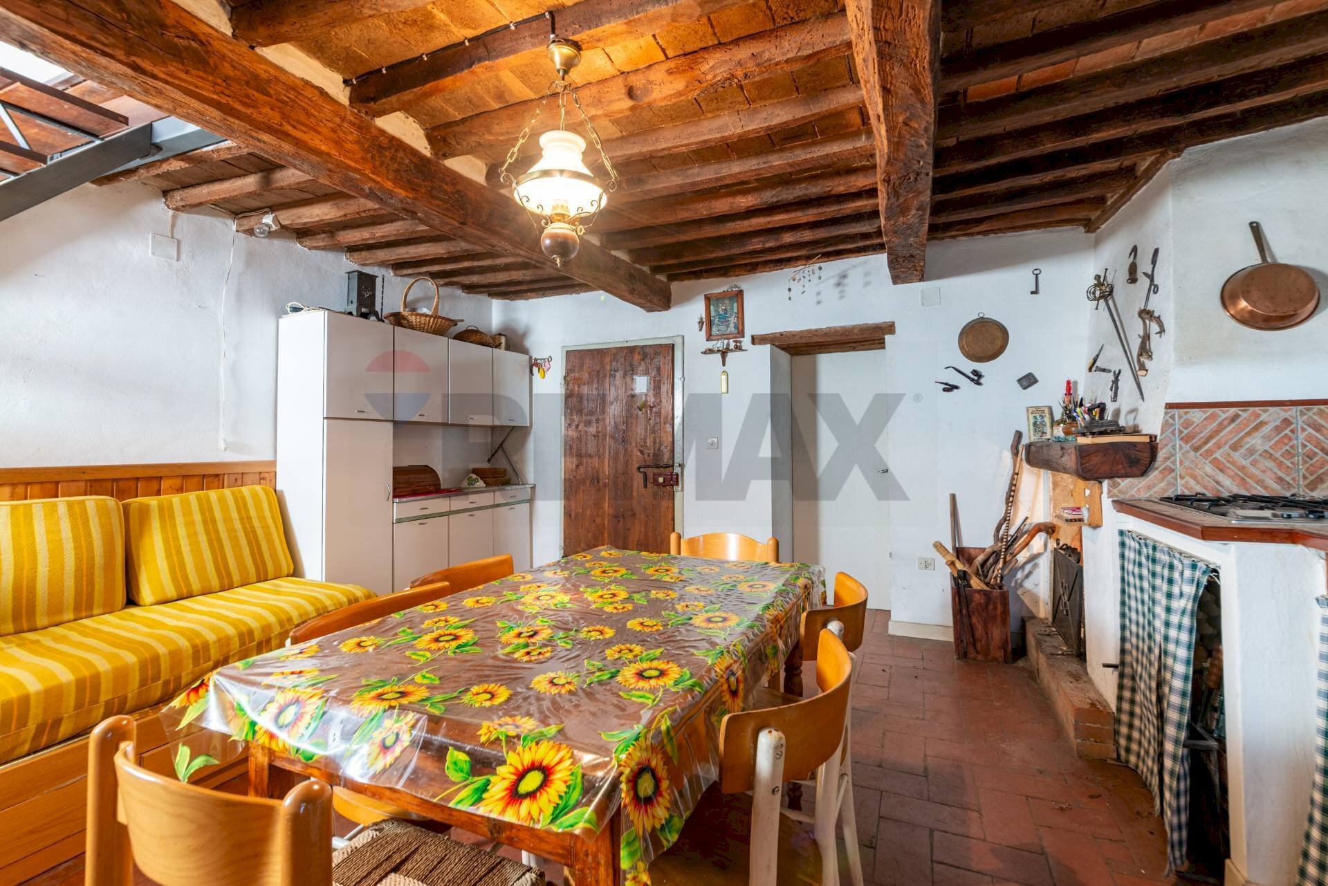 Sala da pranzo - Trilocale Località il Prato
 
9, Bucine - foto 1