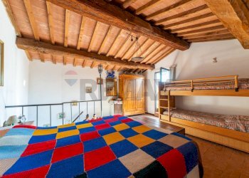 Camera / camera da letto - Trilocale Località il Prato
 
9, Bucine - foto 10