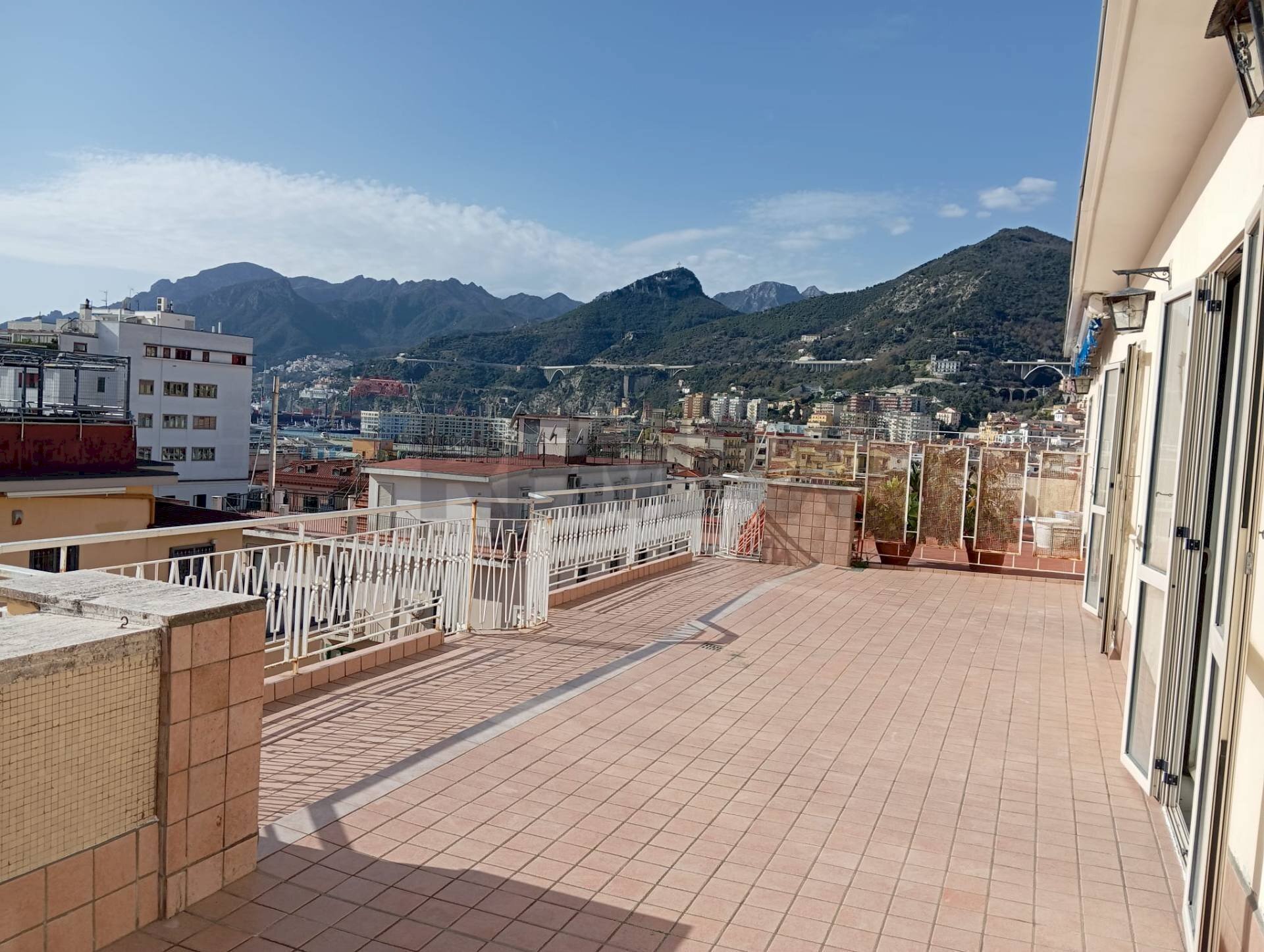 Terrazza - Appartamento Via Fieravecchia
3, Salerno - foto 3