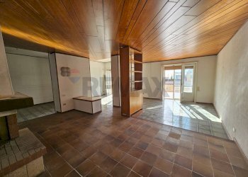 Stanza vuota - Appartamento Via Fieravecchia
 
3, Salerno - foto 12