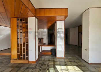 Stanza vuota - Appartamento Via Fieravecchia
 
3, Salerno - foto 14