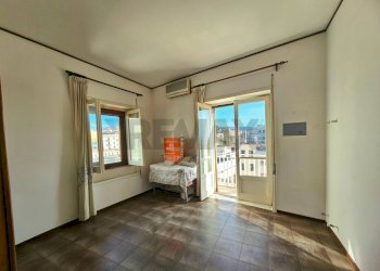 Camera / camera da letto - Appartamento Via Fieravecchia
 
3, Salerno - foto 20