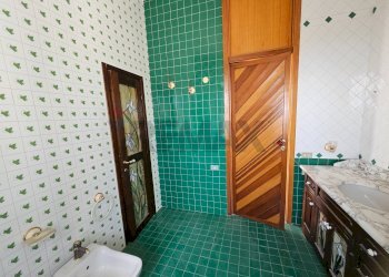 Bagno - Appartamento Via Fieravecchia
 
3, Salerno - foto 36