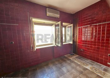 Stanza vuota - Appartamento Via Fieravecchia
 
3, Salerno - foto 52