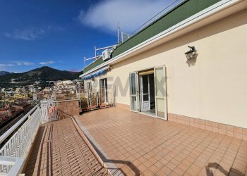 Terrazza - Appartamento Via Fieravecchia
 
3, Salerno - foto 69